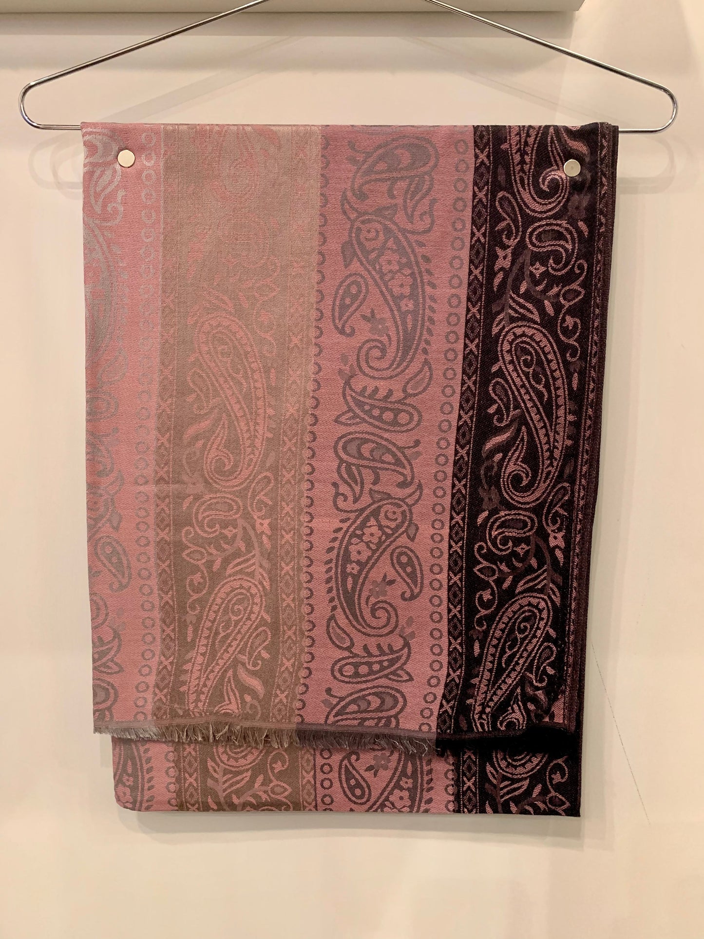 Load image into Gallery viewer, Pashmina Scarf - Style 32
